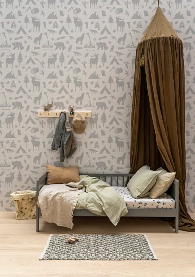 Blauw behang thema bos voor de kinderkamer, wild forest van little amour