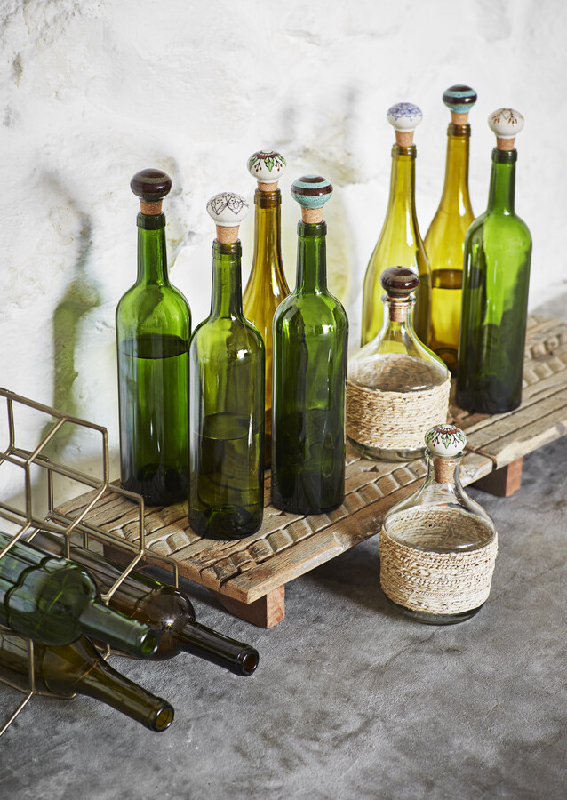 Flessen met Wijnstoppers keramiek Madam Stoltz