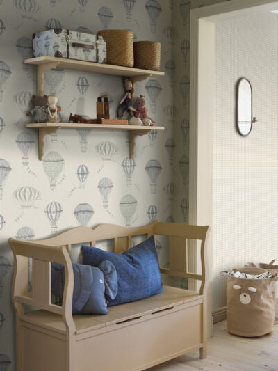 Kinderkamer hoekje met Behang luchtballonnen Boråstapeter Behang Up In The Sky - blauwgroen