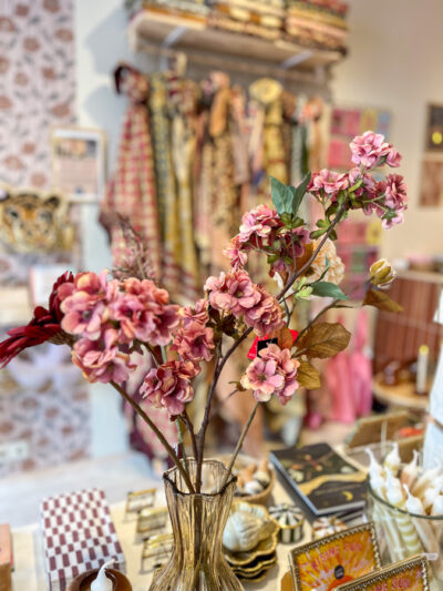 Kunsttak Blossom Spray - 80 cm in de winkel