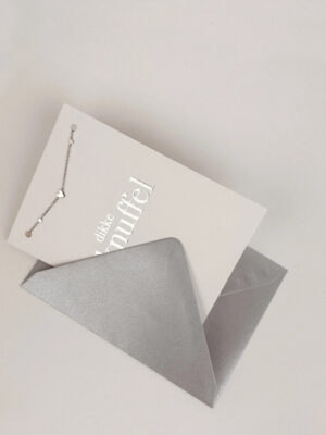 Kaart 'Dikke knuffel' met armband - zilver