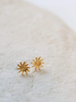 Sfeerfoto Aurora gold - set van 2 oorbellen Label Kiki