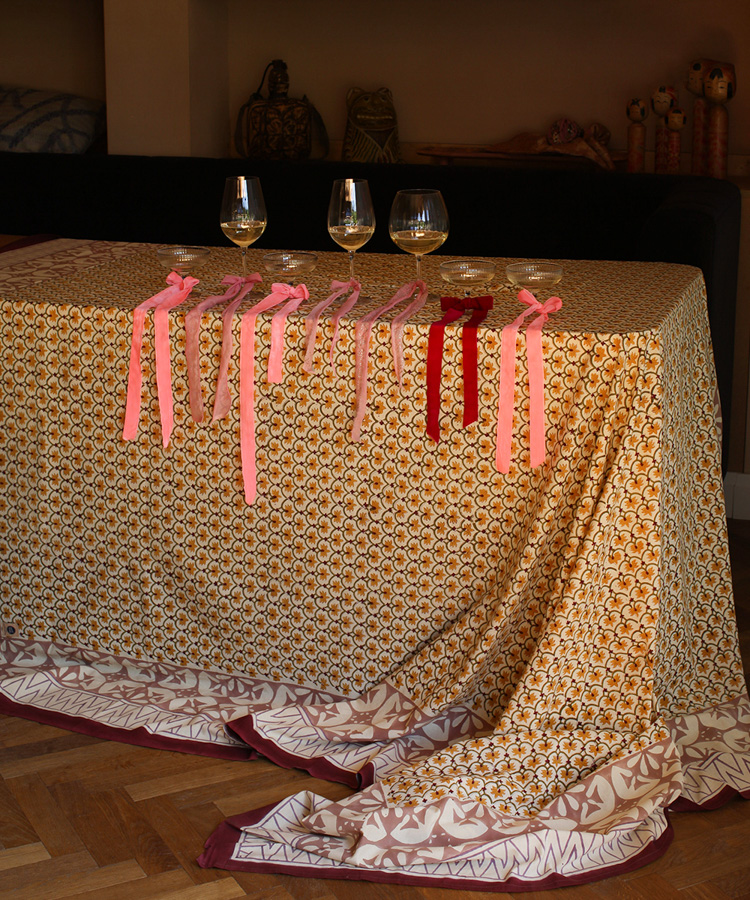 Tafel met Plaid Dani - 240 x 280 cm Doing Goods