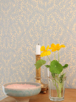 Botanisch behang | Majvillan | French Blond - blauw